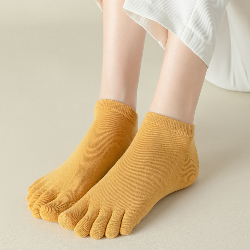 5 Pairs Women Toe Socks with S - Yoga Toe Separator review and price